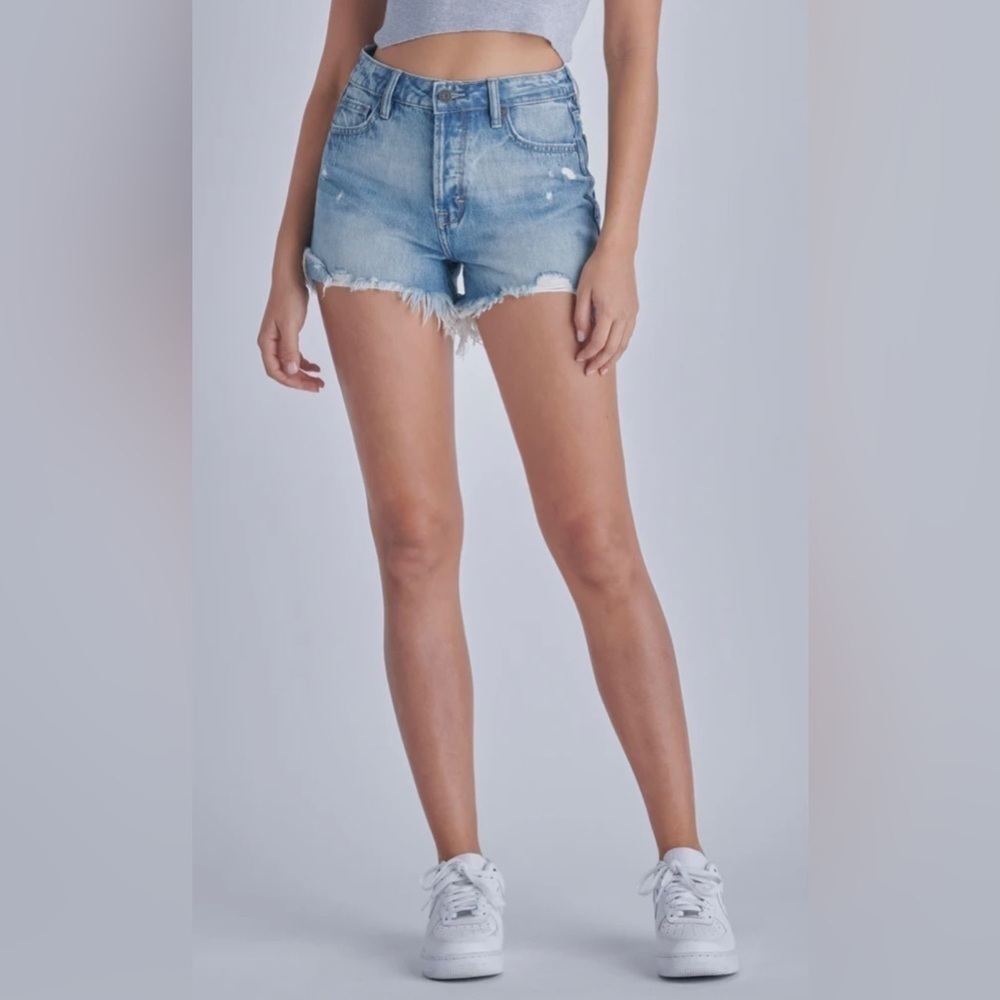 🆕Hidden - Softie Denim High Rise Mom Jean Cut Off Shorts